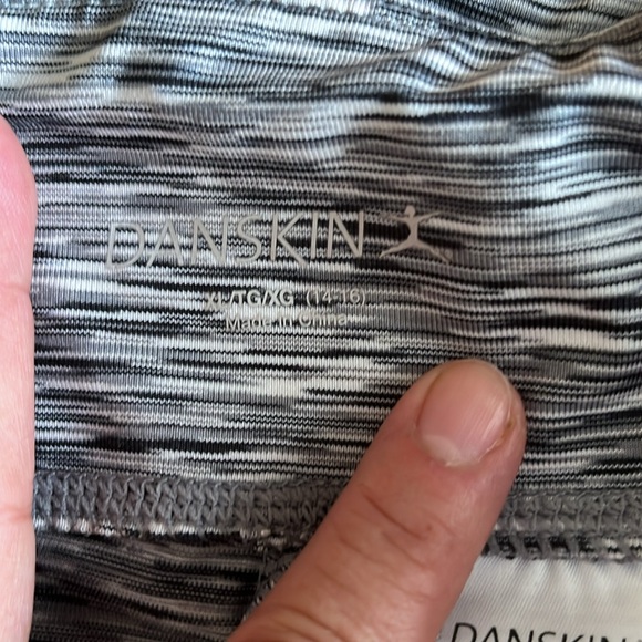 DANSKIN Capries - Picture 3 of 7